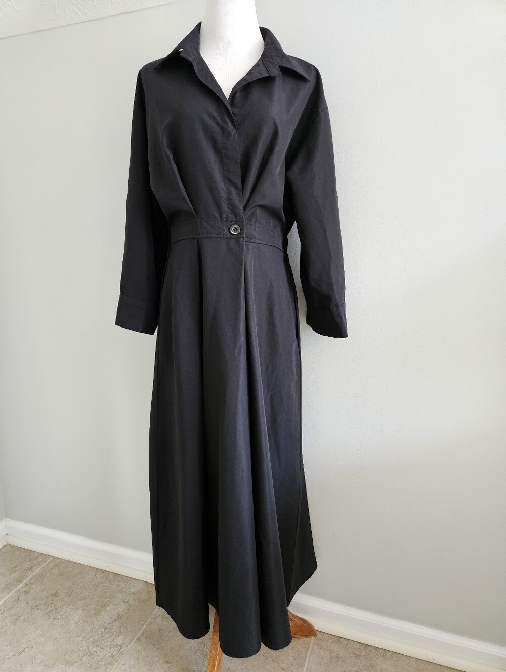 UOOZEE | Black Collared Long Dress